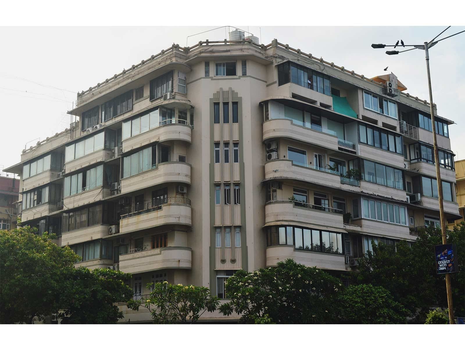 Seksaria Building, Marine Drive © Art Deco Mumbai Trust