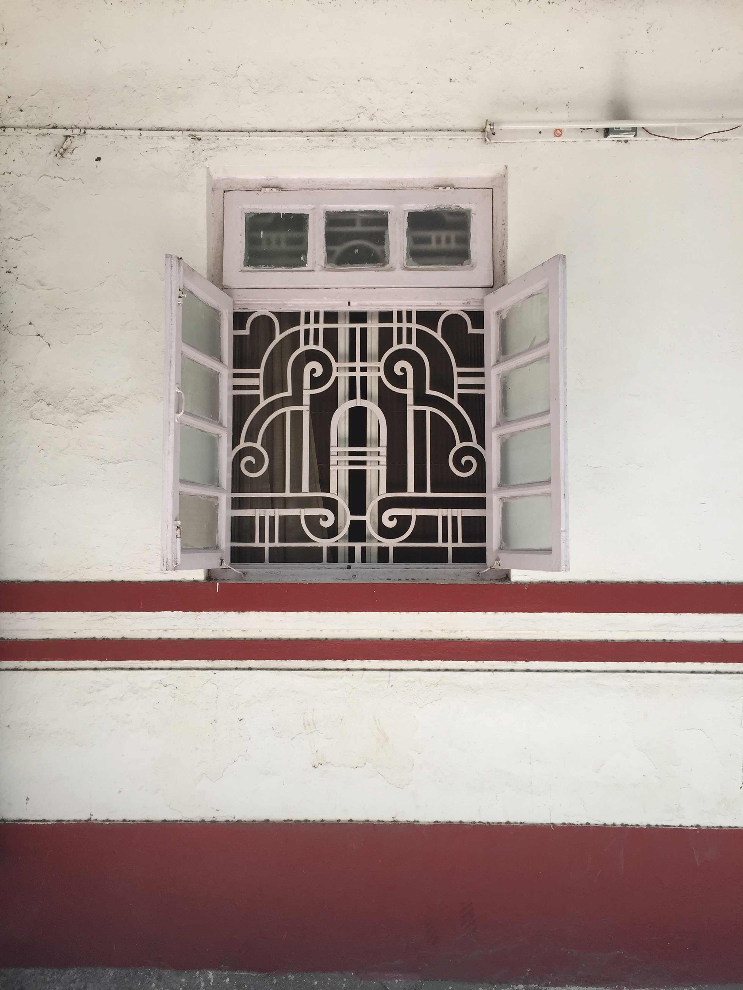 Detailed view of the window grill at Nalini Kunj, Matunga