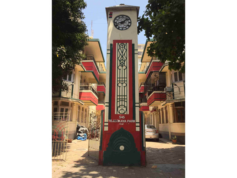 Clock Tower at the entrance of Tejookaya Park. Source: Art Deco Mumbai